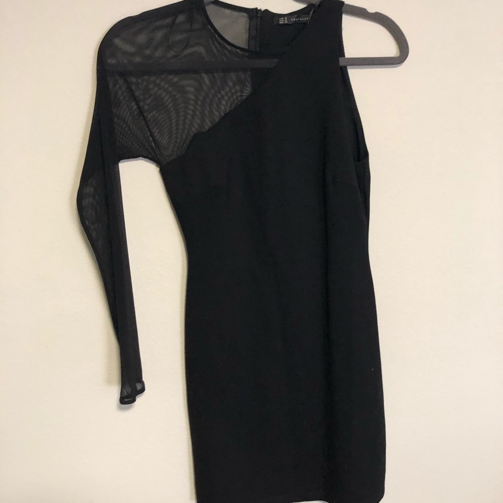 Beautiful body con 1 shoulder dress